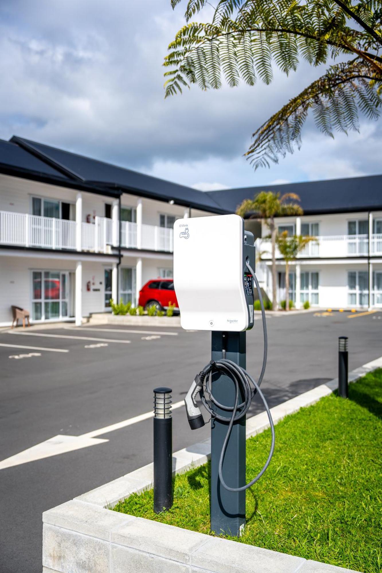 Newina Rotorua Hotel ภายนอก รูปภาพ